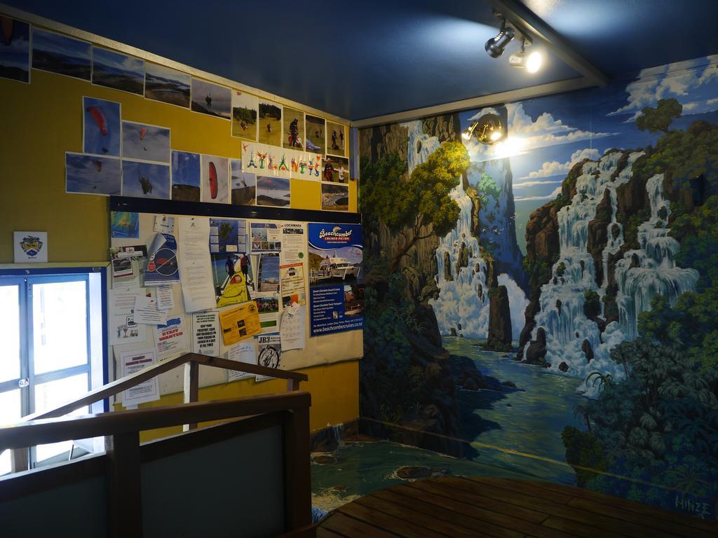 Atlantis Backpackers Hostel Picton Bagian luar foto